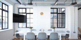 貸し会議室投資は初心者におすすめ?隠れたリスクを解説 貸会議室投資